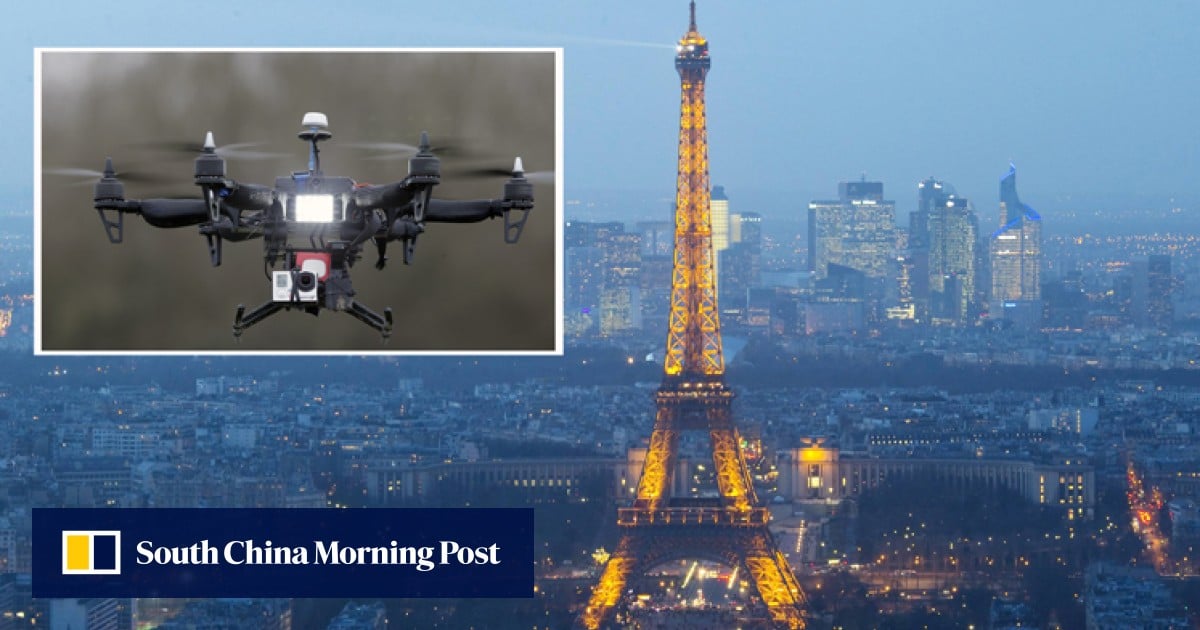 Mystery drone paris